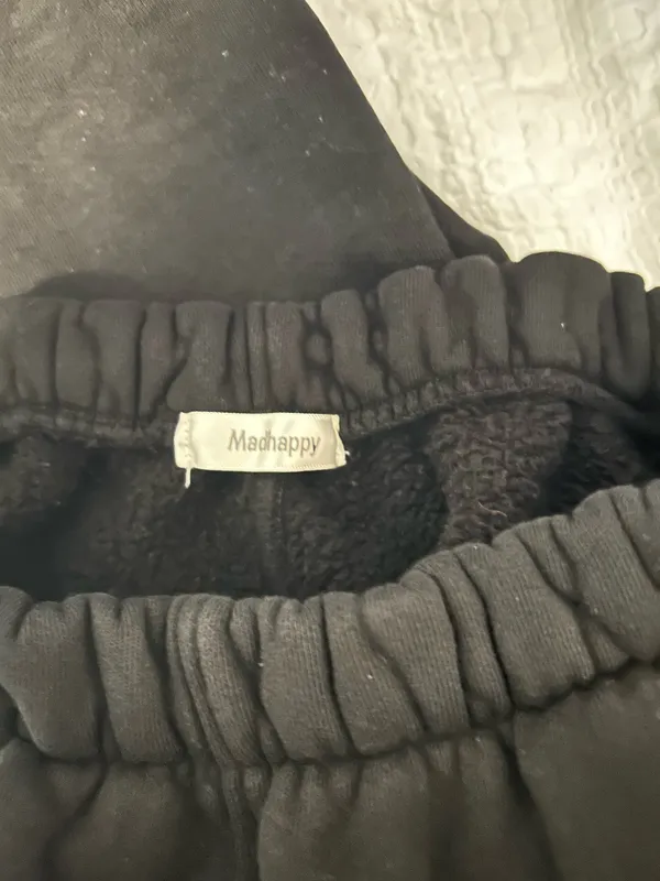 Madhappy Sweatpants Black  - Image 3