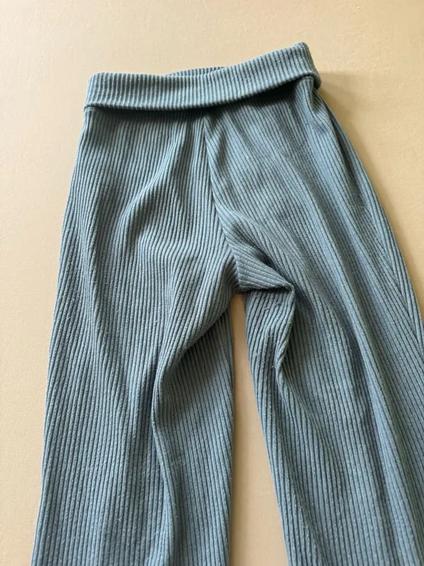 Wild Fable Rib Knit High Waisted Flared Leggings - Image 8