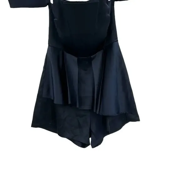 Selfie Leslie Aly Off the Shoulder Satin‎ Romper Navy Blue Size Small - Image 5