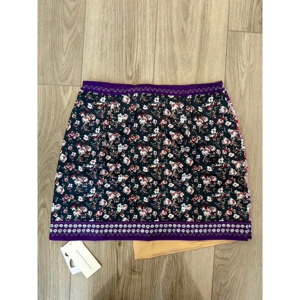 Commense Boho Asymmetric Floral Printed Purple Mini Skirt NWT Small - Image 5