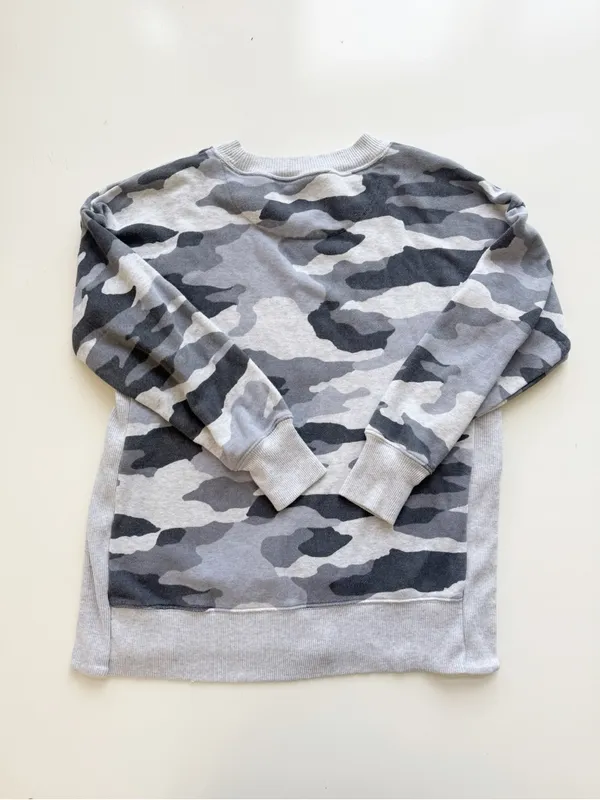 Aerie Gray Camouflage Sweatshirt XS - Image 8