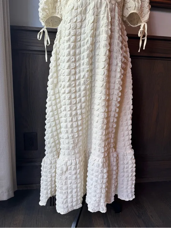 Endless Rose Ivory Puff-Sleeve Textured Maxi Dress medium euc - Image 7