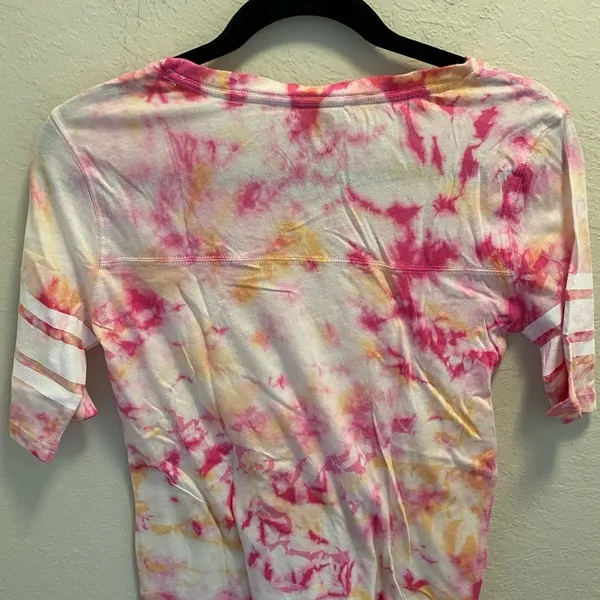 NWOT Victoria’s Secret Pink tie-dye t-shirt - Image 7