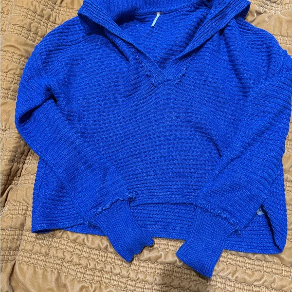 Free people Marlie pullover size xs - Image 2