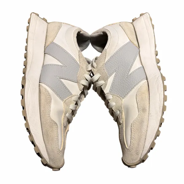 New Balance Women’s 327 Beige Tan Gray Size‎ 8.5 - Image 3