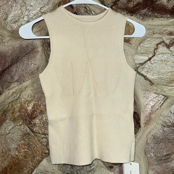 Commense Solid Basic Tank Top size xs - Image 3