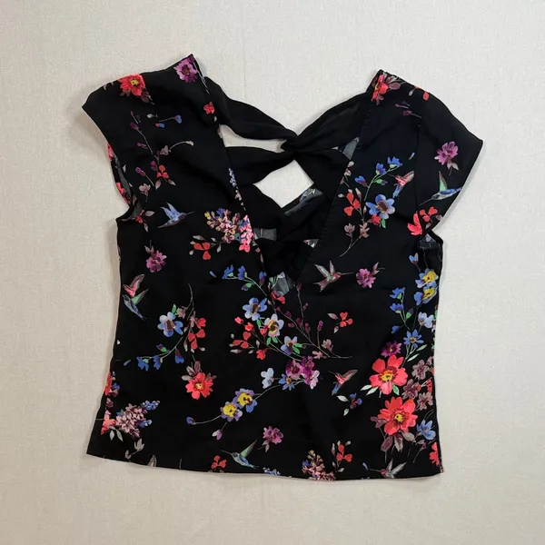 Express Black Multicolor Floral Women's Blouse - Image 2