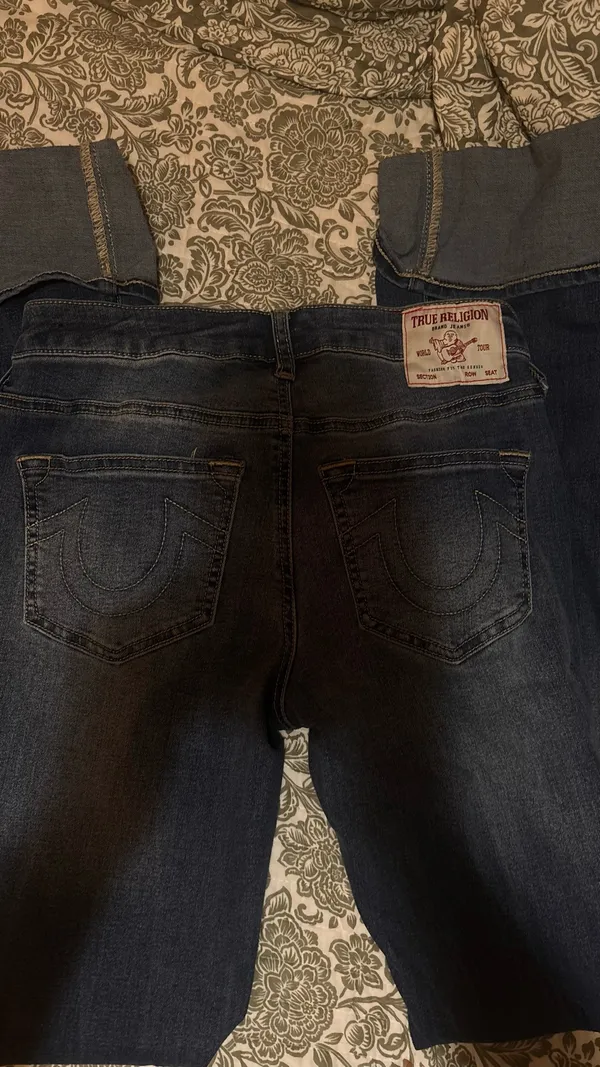 True Religion Women’s Jeans - Image 5