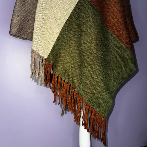 NEW Boutique Color Block Poncho with Fringe - Image 5