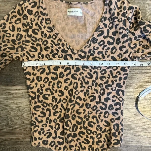 Abercrombie & Fitch Soft A & F Cozy Leopard Print Long Sleeved Bodysuit Small - Image 6