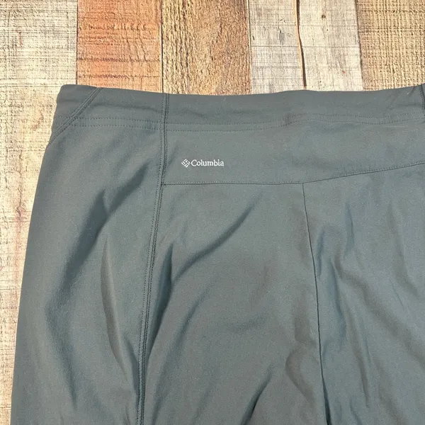 Columbia Gray Nylon Omni-Shield Hiking Pants Straight Leg Cargo Outdoor Size 14 - Image 7