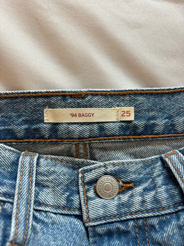 Levi’s Jeans 501  - Image 2