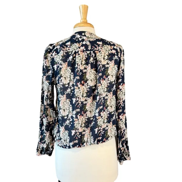 Lucky Brand Navy Floral Wrap Blouse Medium - Image 2