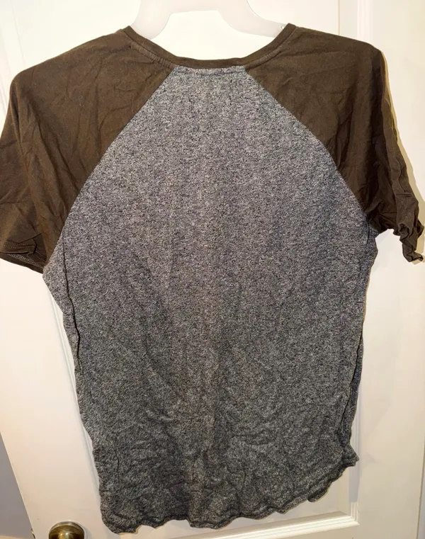 Shirt Gray Size L - Image 3