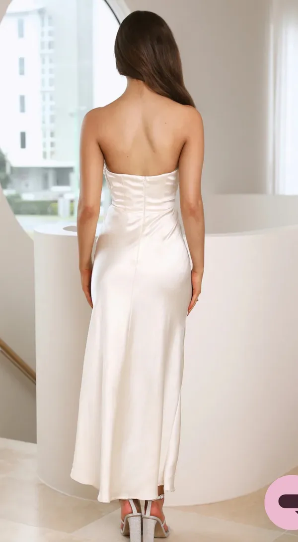 Hello Molly Maxi Dress - Image 2