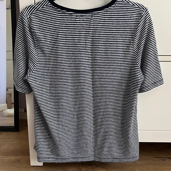 Banana Republic Linen Blend Tee - Image 2