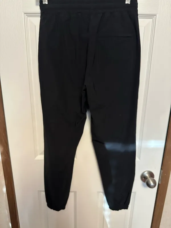 Vuori Black Joggers with White Drawcord - Image 7