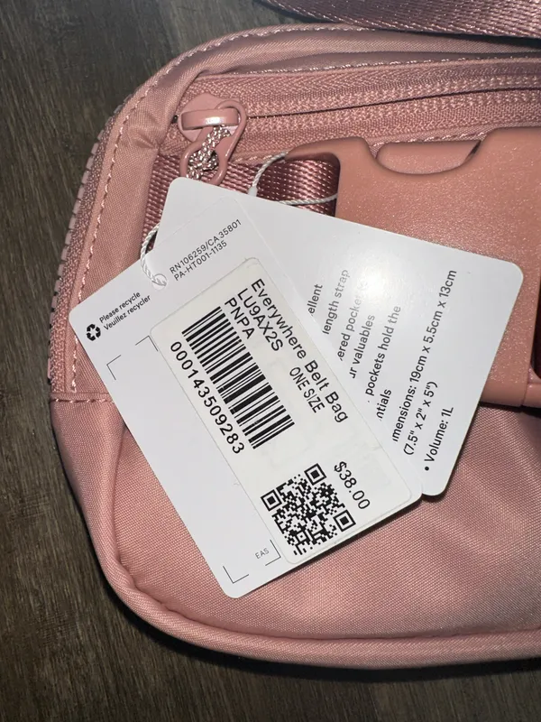 Lululemon Everywhere Belt Bag 1L - Image 3