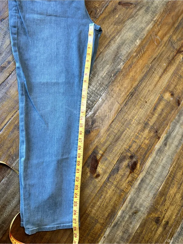 7 For All Mankind Grey Button Fly Skinny Jeans Size 32 - Image 10