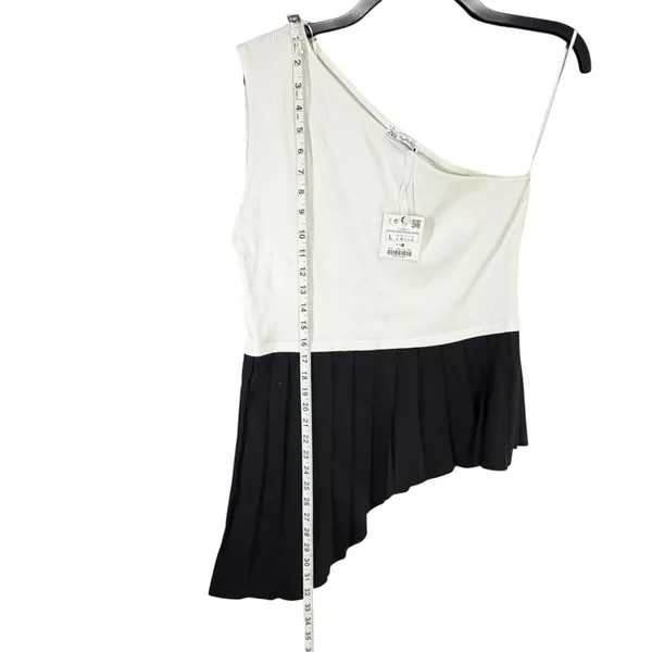 Zara One‎ Shoulder Top Womens L White Black Contrasting Pleated Hem Asymmetrical - Image 8