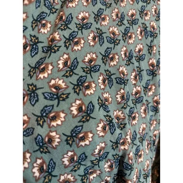 Luxology Size M Flutter Sleeve Elasticized V-Neck Green Ditsy Floral Maxi Dress - Image 2