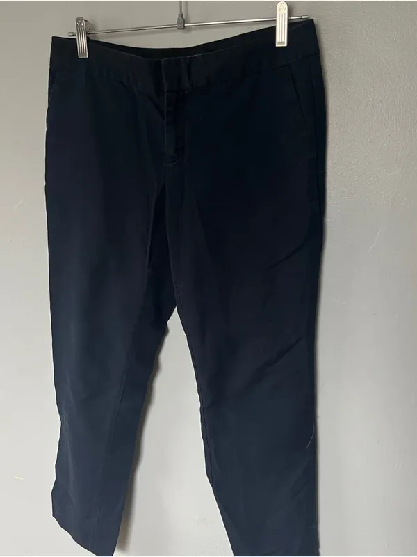 Banana Republic Women's Navy Cropped Stretch Pants - Image 3