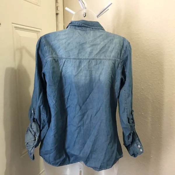 2000s western blue faded wash jean denim button-up office siren core shirt top blouse long sleeve-S Measurement in pics - Image 3