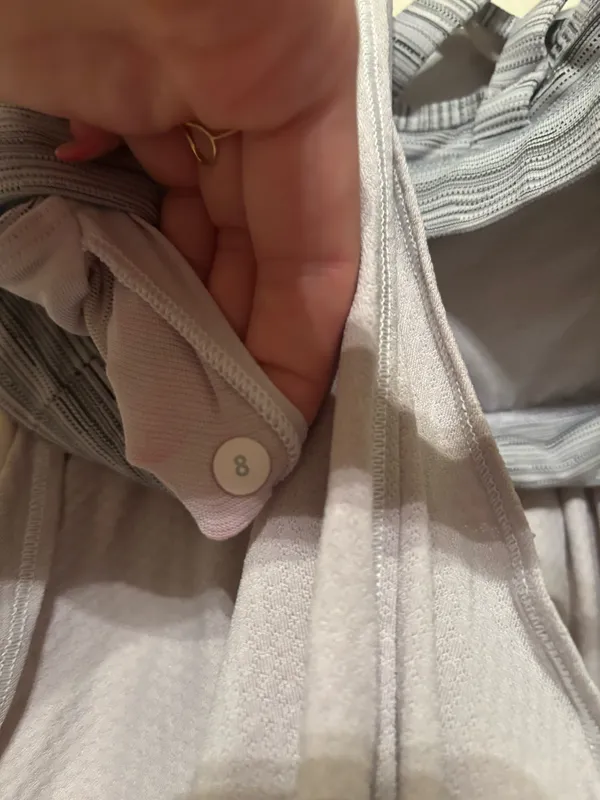 Lululemon No Limits Bra Tank Built-In - Image 4