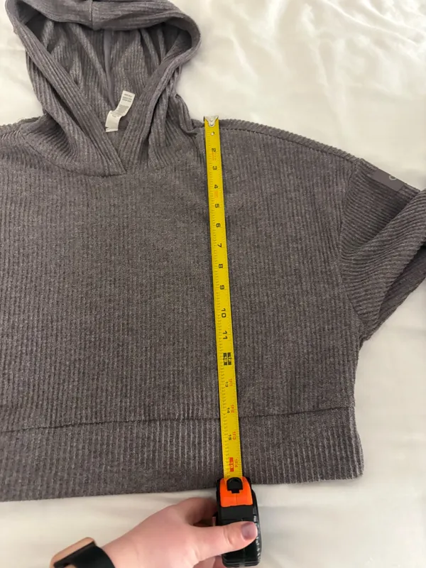 Alo Yoga Muse Hoodie - Image 4