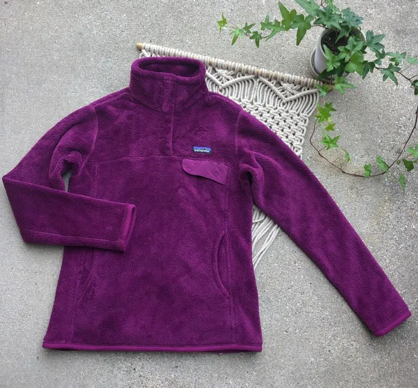 Fleece Pullover Jacket Size Medium - Image 3