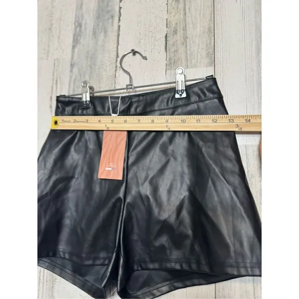 SheIn Faux leather shorts - Image 6