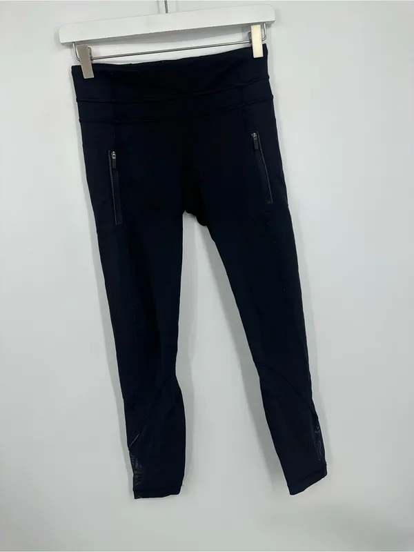Black Lululemon Leggings Size 4 Gym Workout Training Cropped - Image 2