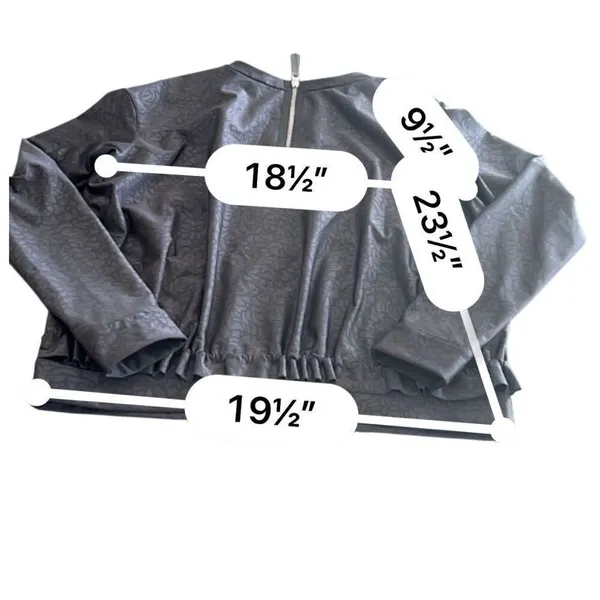 Lululemon Black Embossed Petal Camo Back-Zip Ruffle Pullover Sweatshirt size 8 - Image 5
