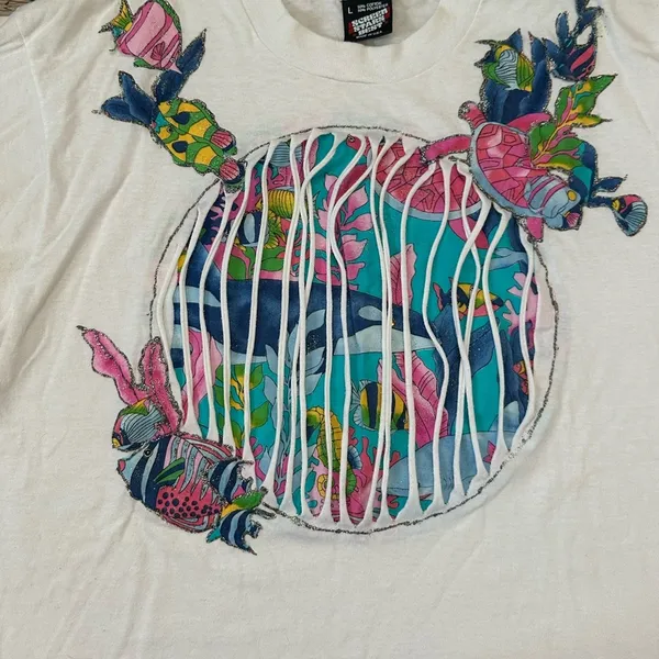 Vintage 90s Fish Ocean T-shirt Size Large Tropical Graphic Puffy Paint Glitter - Image 7