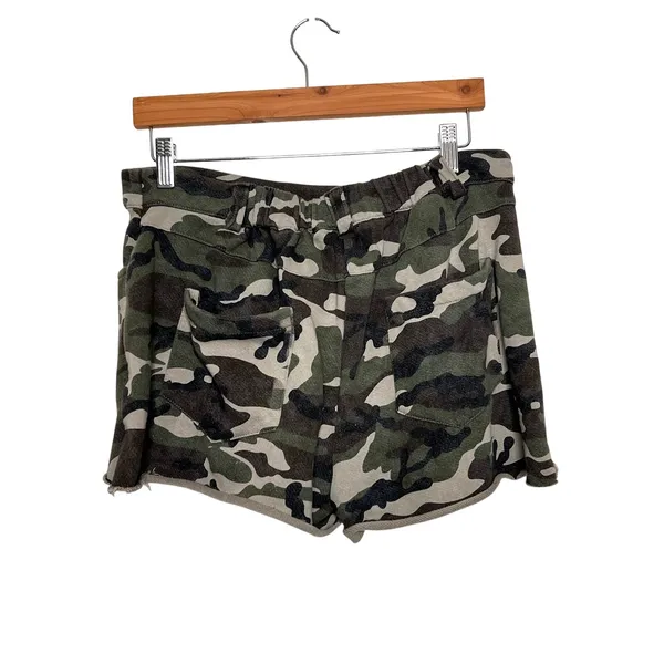 POL Camo Sweat Shorts Size Small Raw Hem High Rise Stretch Lounge Casual - Image 2