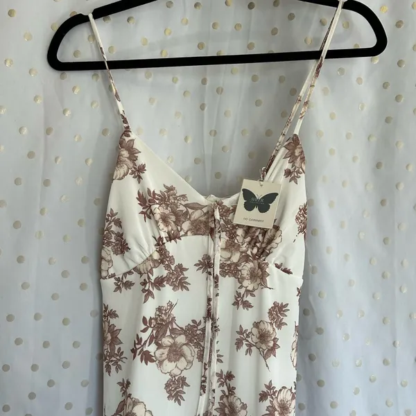 No Comment Chic White Maxi Dress with Brown Floral Design - Image 2