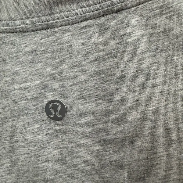 Lululemon Grey Women’s Large Vneck Tee Shirt - Image 3
