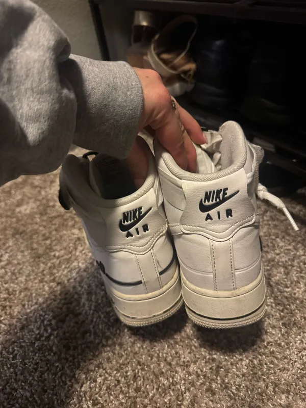 Air Force High-Top Nike - Image 4