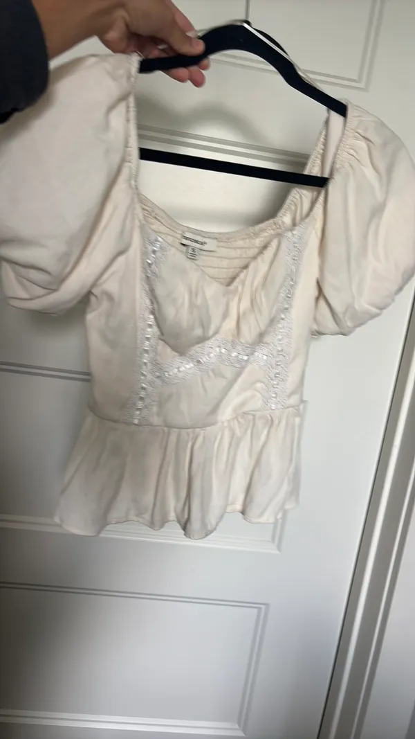 Cream Francesca's Blouse - Image 3
