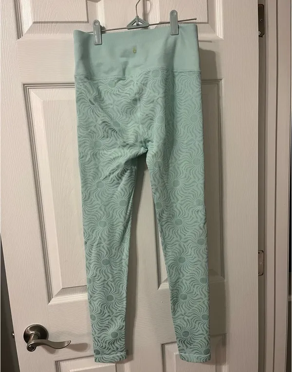 Spiritual Gangster Leggings - Image 2