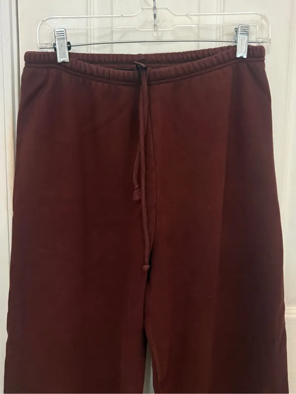 SKIMS Jogger Sweatpants in Burgundy - Image 4