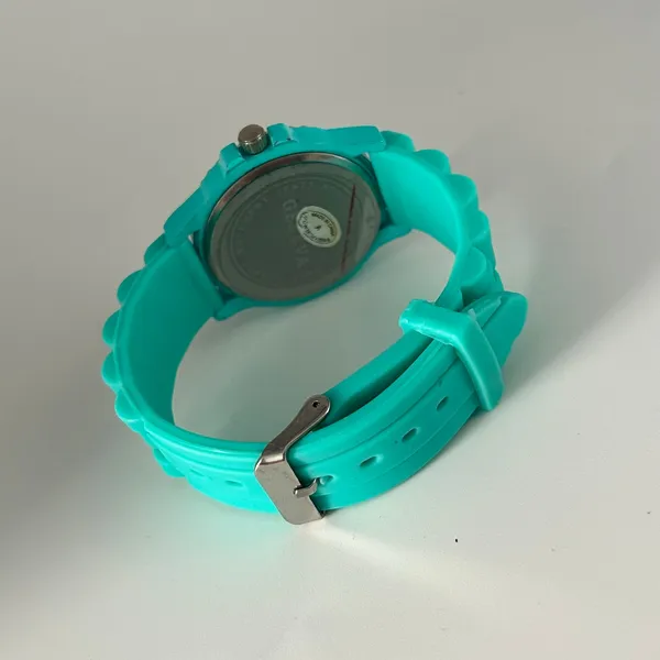 Geneva Turquoise Rhinestones Studded Bezel Women’s Fashion Watch Working - Image 5