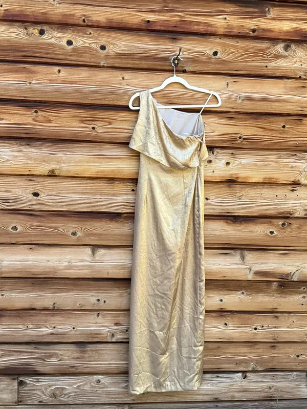 Adrianna Adrianna Papell Gold Metallic Layered One-Shoulder Gown Size 2 - Image 9