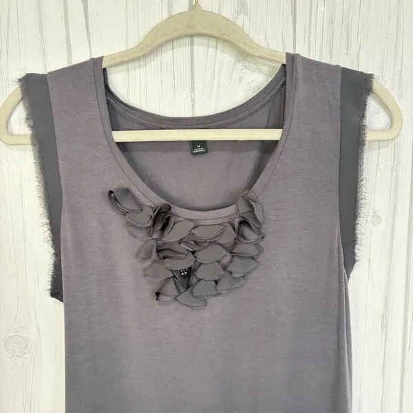 ANN‎ TAYLOR Floral Embellished Tank Top, Medium - Image 2