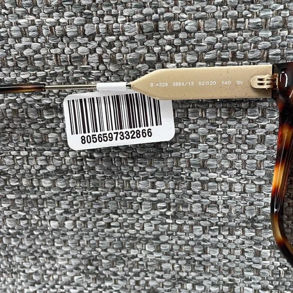 Burberry Sunglasses Womans Tortoise Frames Black and Brown‎ Rectangular Frames W - Image 5