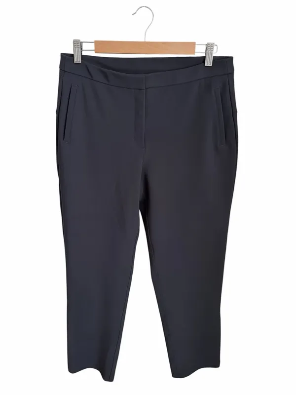 Lululemon On The Move 28” Trouser Pants Black Size 10 - Image 2