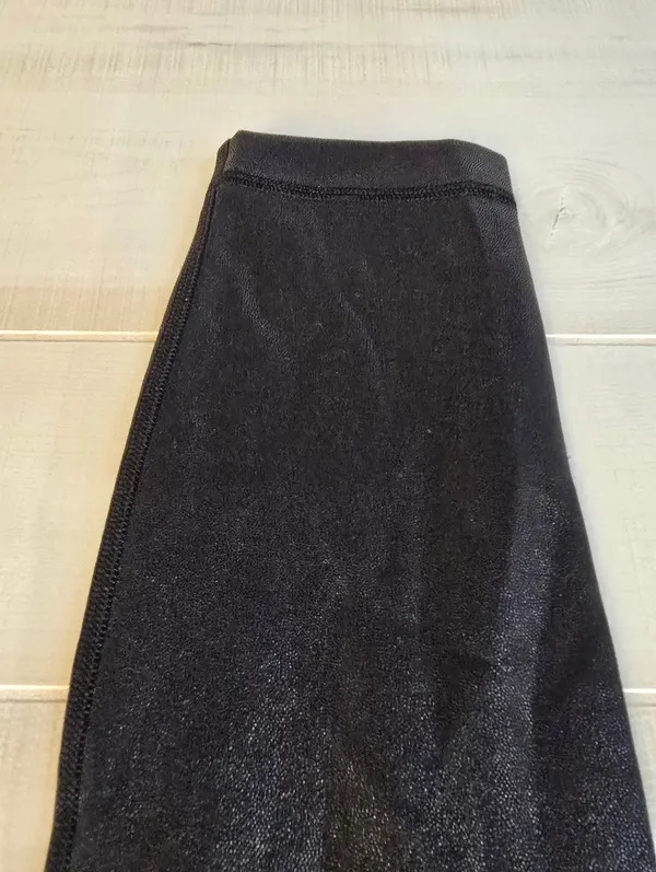 {2} Lululemon Align High Rise Pant Legging Tights Black Shine - Image 11