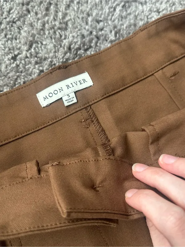 Moon River Camel Brown Maxi Skirt with Front Seam Detail - Image 4
