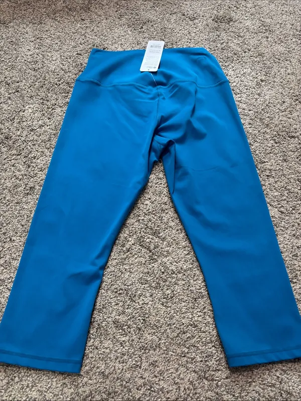 CRZ Yoga cropped leggings NWT (20”) size XL - Image 3