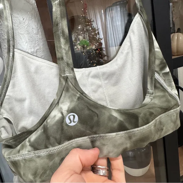 Lululemon Flow Y sports Nulu Bra Diamond Dye Light Sage Medium Olive tie tank - Image 7